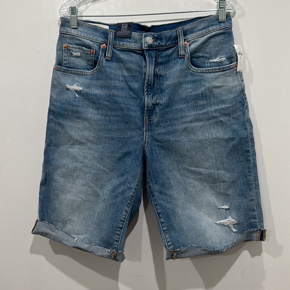 Gap Bermuda Short  High Rise Low Stretch Size 31 Tall